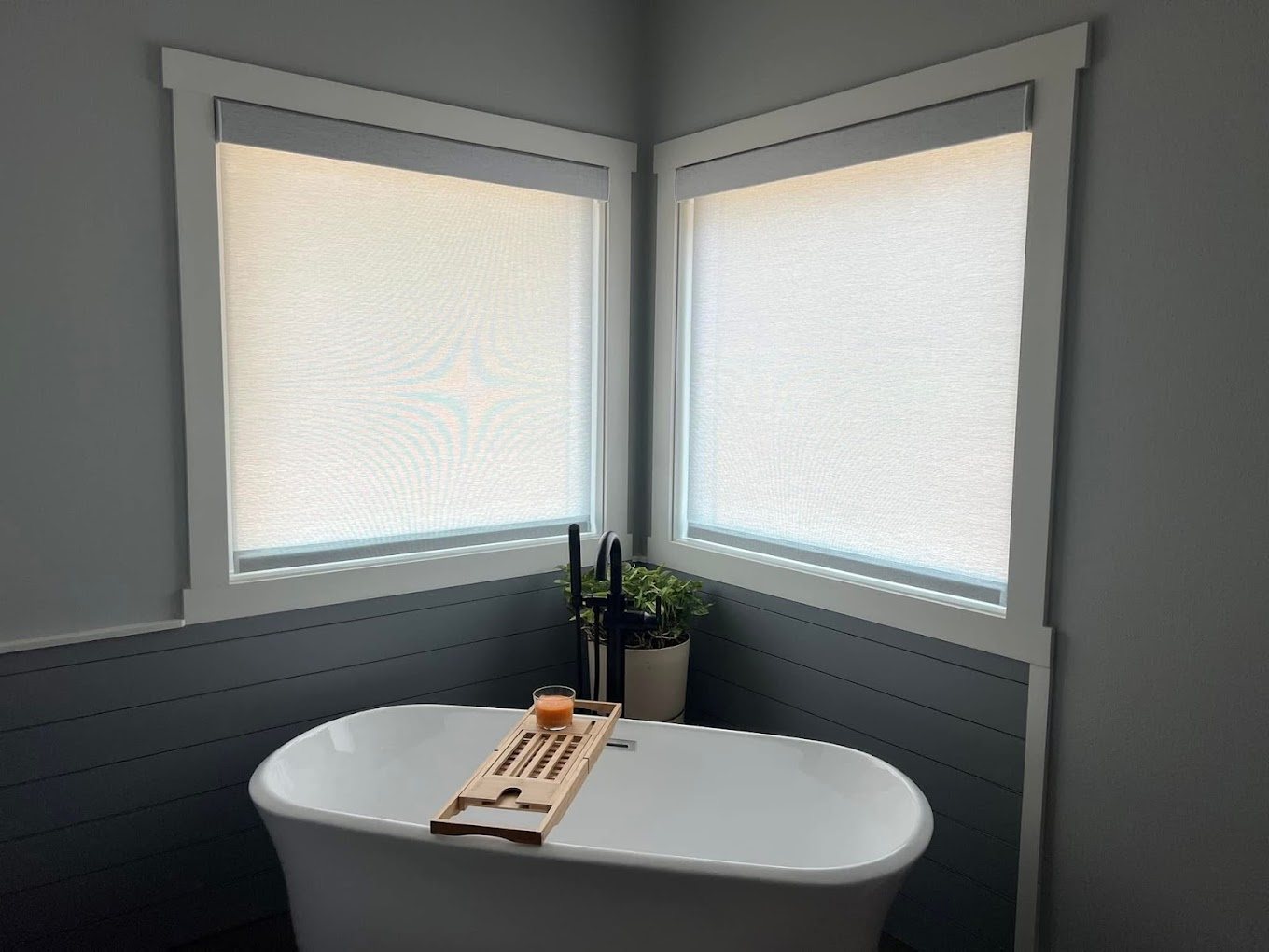 Sheer shades with adjustable fabric vanes